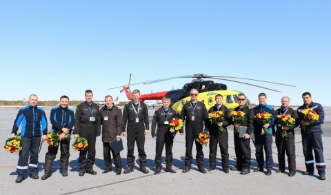Полет на отлично:  в аэропорт Сургута вернулся экипаж с Северного Полюса
